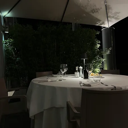 Poppi Hotel 4*